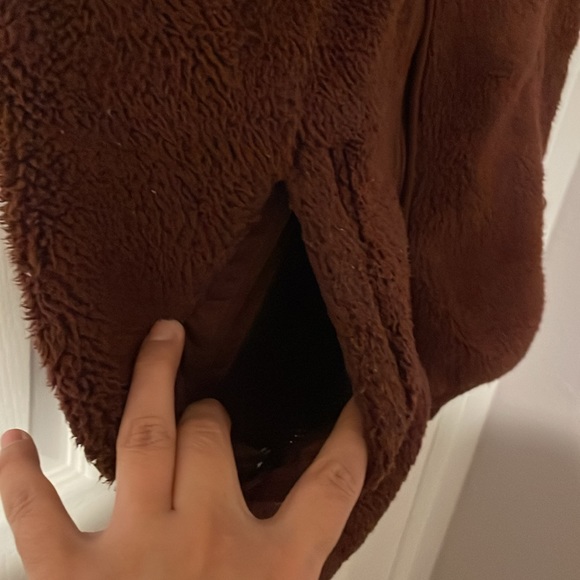 North Face Woman’s Vest - Picture 6 of 8